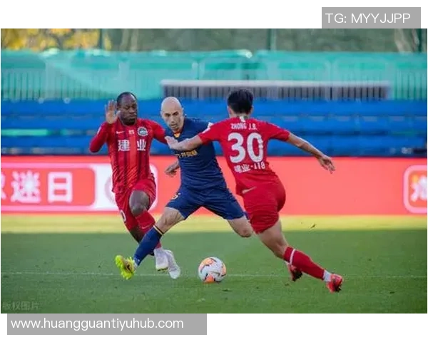 马威狂揽前场板表现出色10分8前场板助力球队战斗力提升